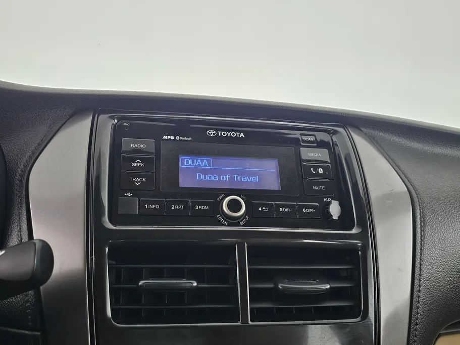 تويوتا يارس Y 2021 