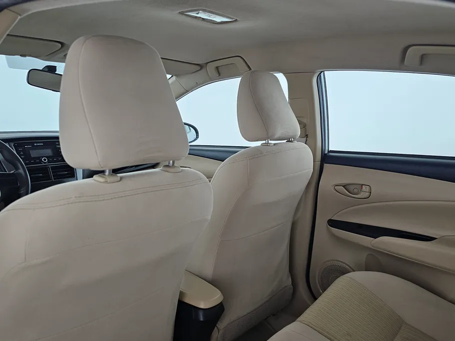 تويوتا يارس Y 2021 