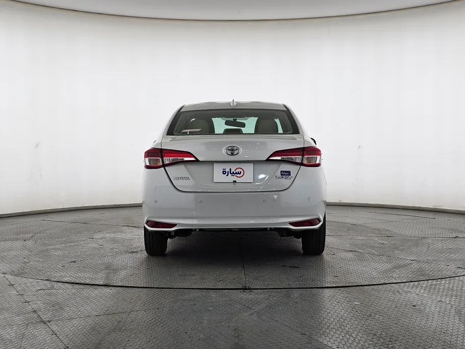 تويوتا يارس Y 2021 