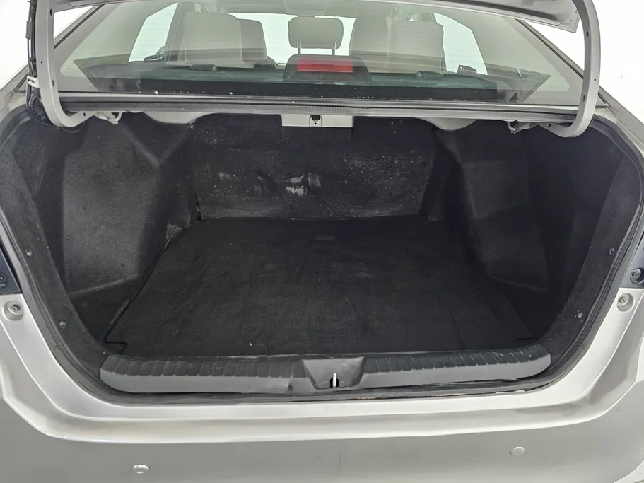 2023 Toyota Yaris  Y 