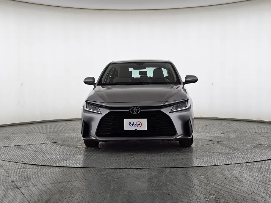 2023 Toyota Yaris  Y 