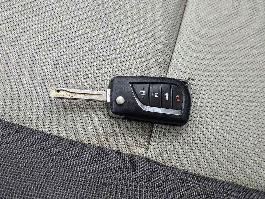 تويوتا كورولا XLI 2023 