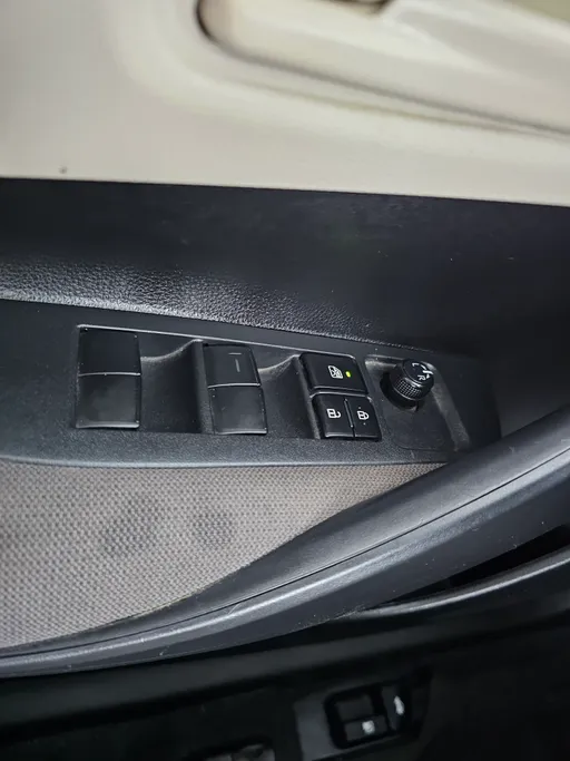 تويوتا كورولا XLI 2023 