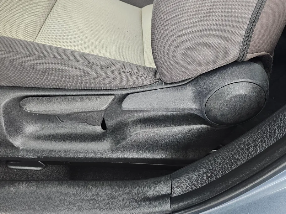 تويوتا كورولا XLI 2023 