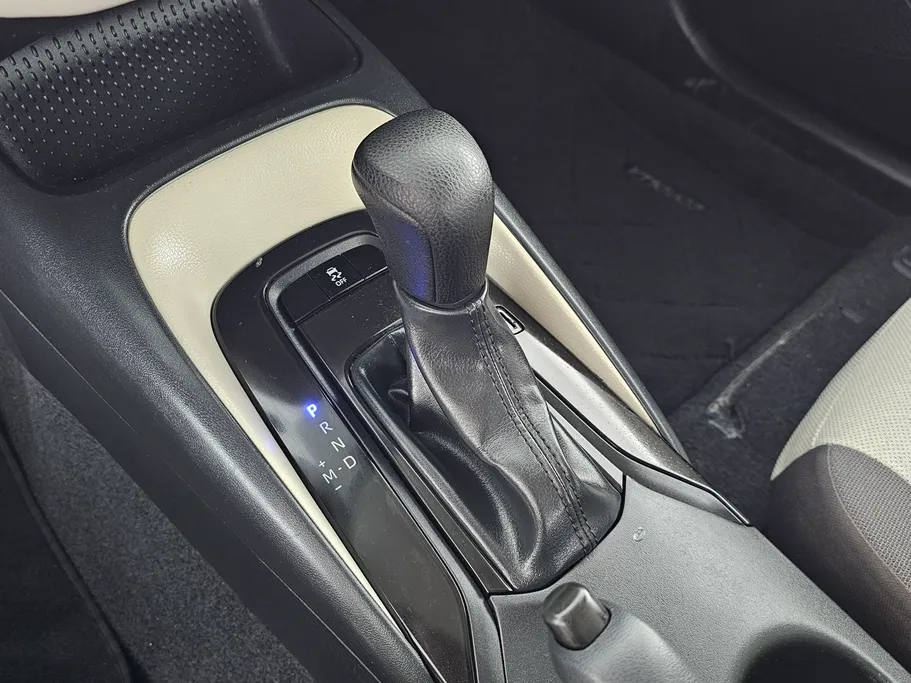 تويوتا كورولا XLI 2023 