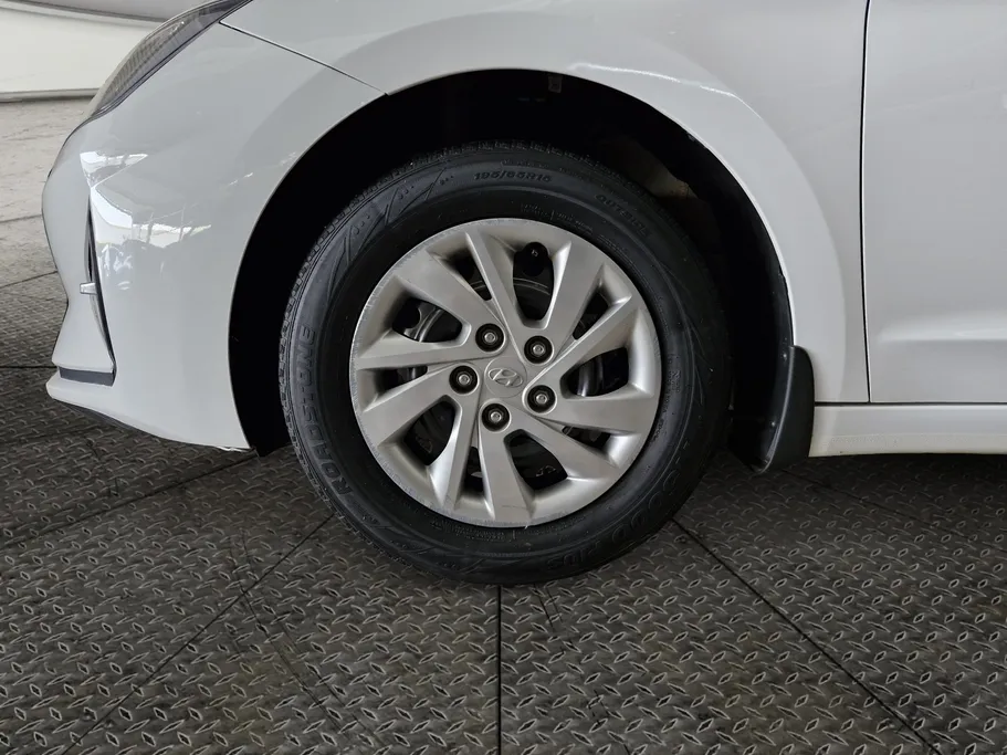 2020 Hyundai Elantra GL 