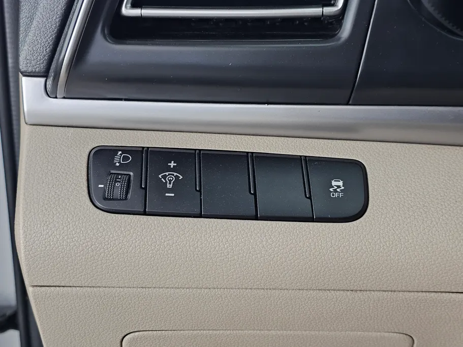 2020 Hyundai Elantra GL 