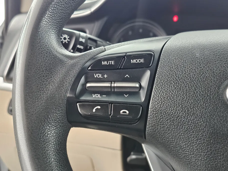 2020 Hyundai Elantra GL 