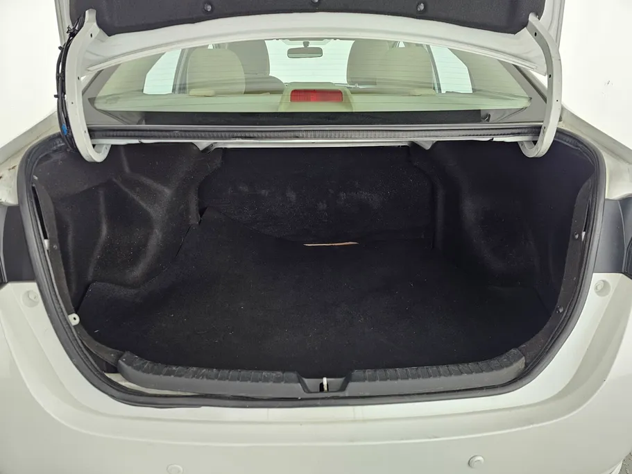 2022 Toyota Yaris  Y 