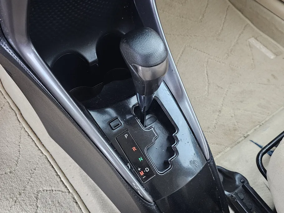 2022 Toyota Yaris  Y 