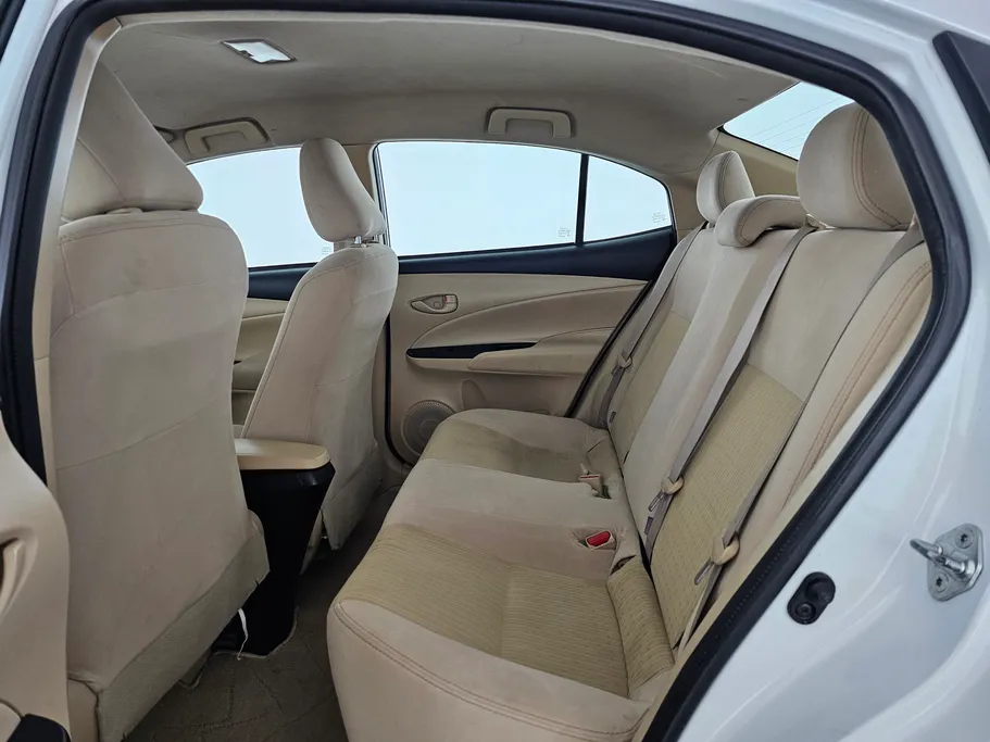 2022 Toyota Yaris  Y 