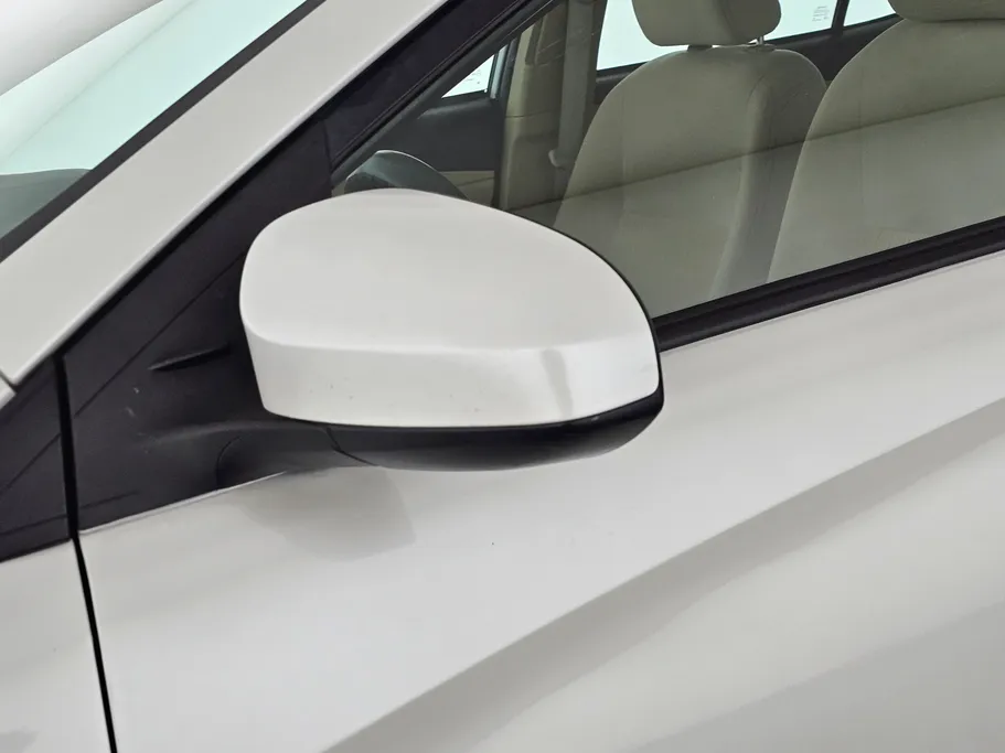 2022 Toyota Yaris  Y 