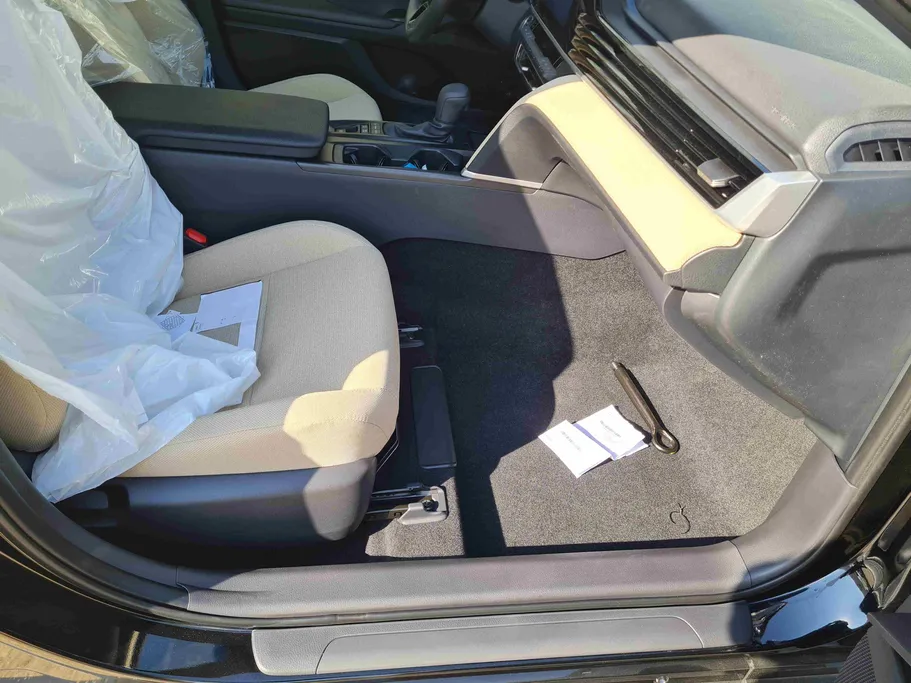 تويوتا كامري E HEV 2026 