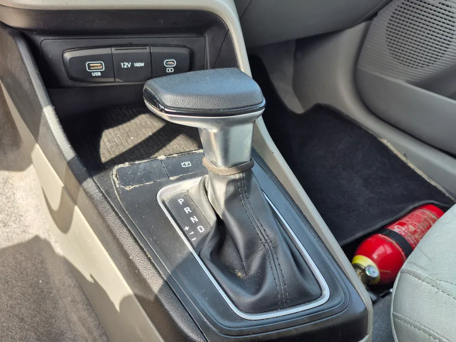 2024 Hyundai Accent Fleet 