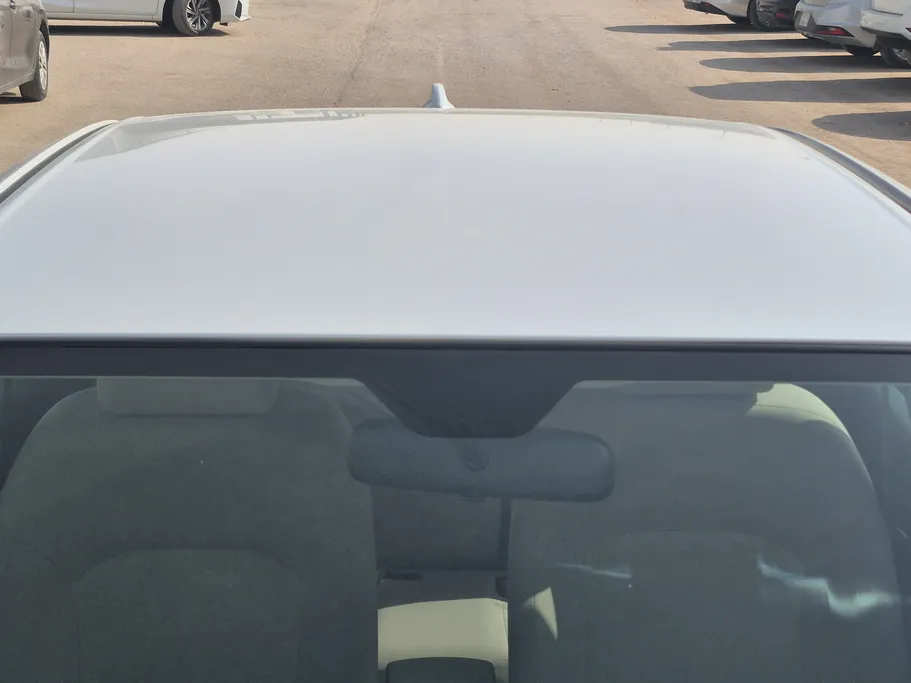 2023 Toyota Yaris  Y 