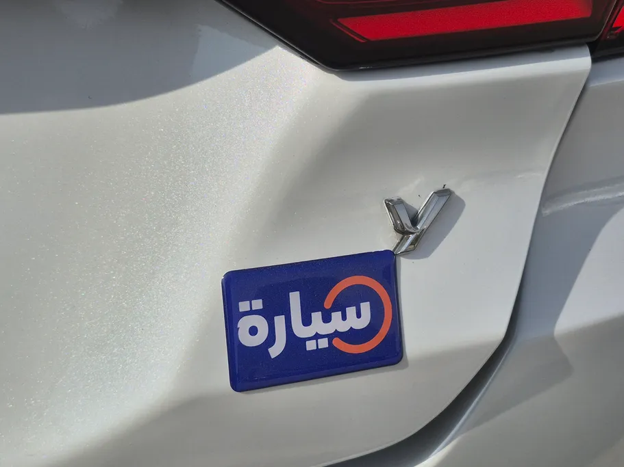 2023 Toyota Yaris  Y 