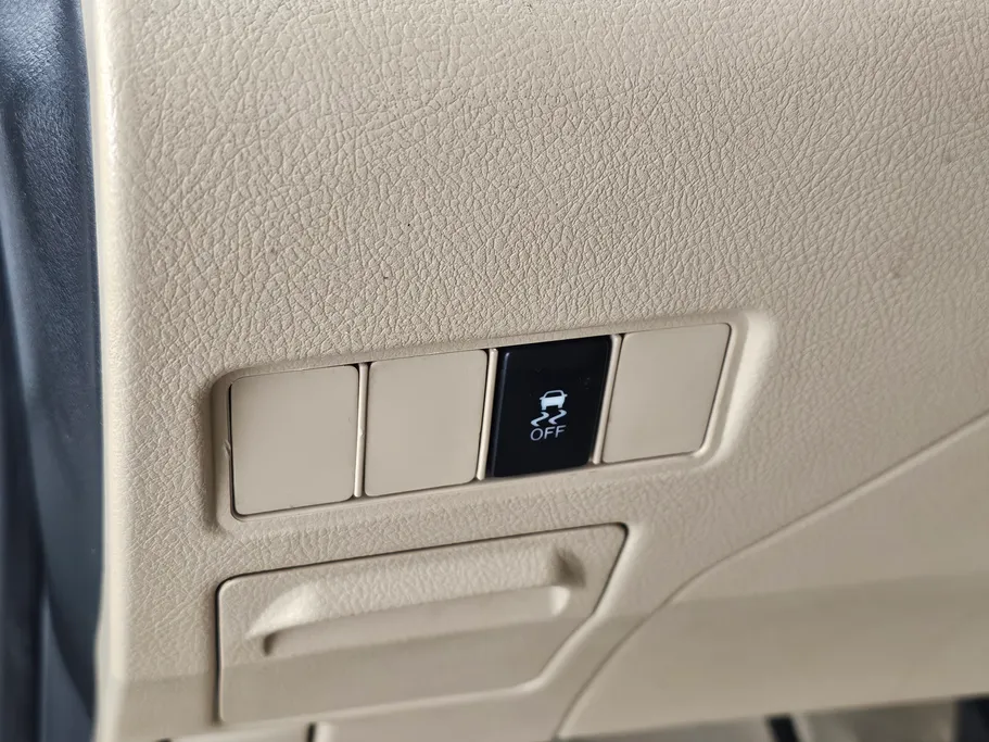 2020 Toyota Yaris  Y 