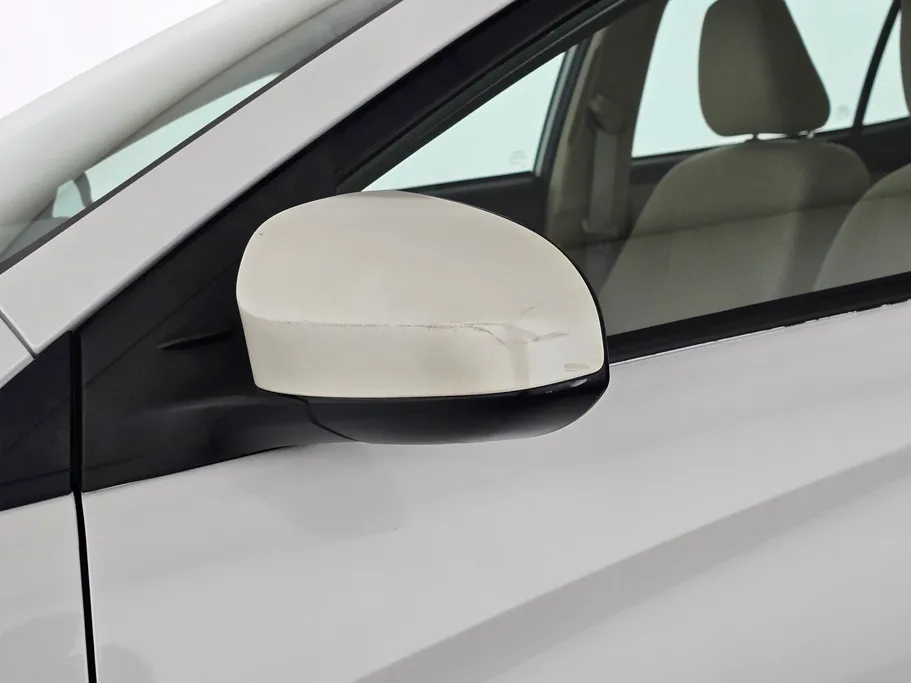 2020 Toyota Yaris  Y 