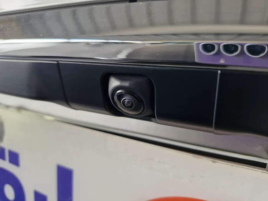 2025 Lexus ES 300 BH Hybrid Plus 