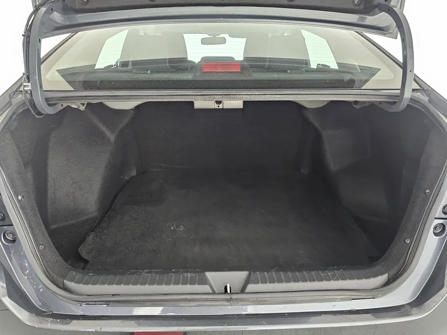 2023 Toyota Yaris  Y 