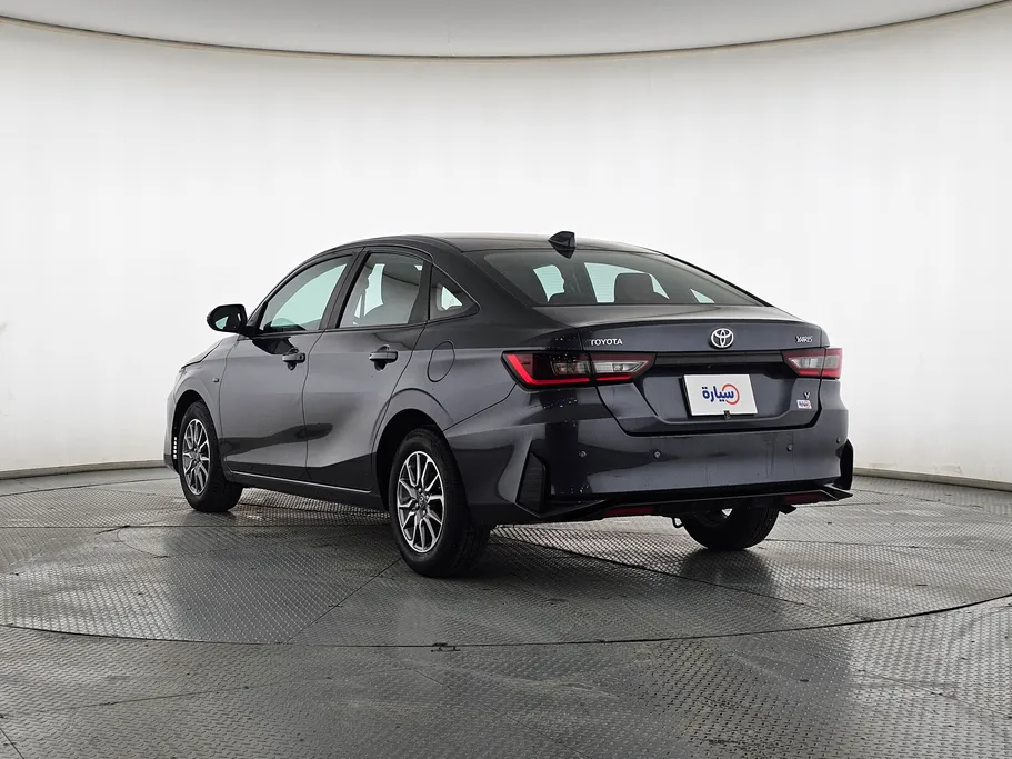 2023 Toyota Yaris  Y 