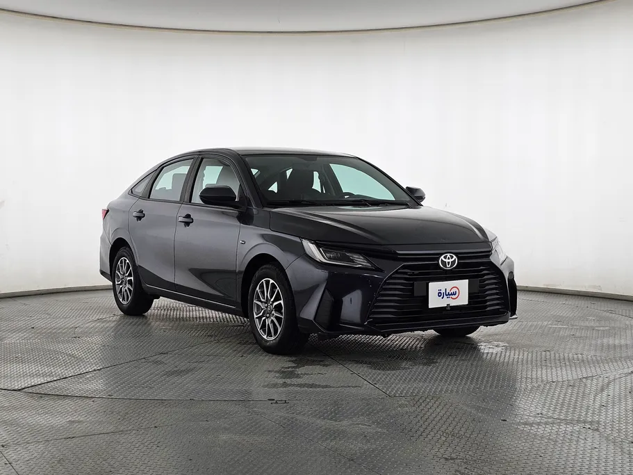 2023 Toyota Yaris  Y 
