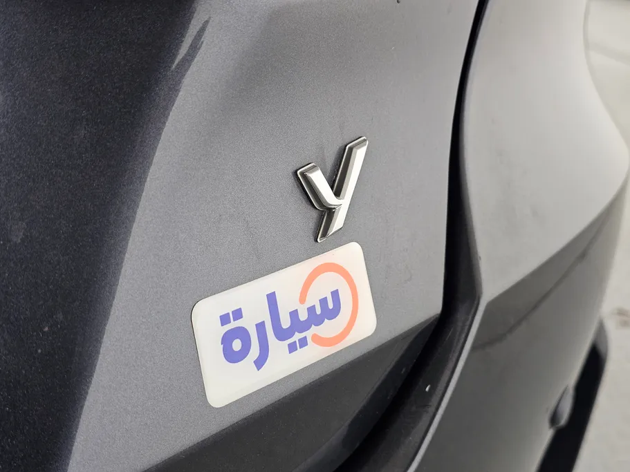 2023 Toyota Yaris  Y 