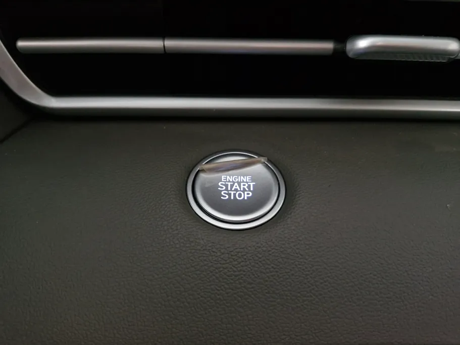 2026 Hyundai Elantra Comfort 