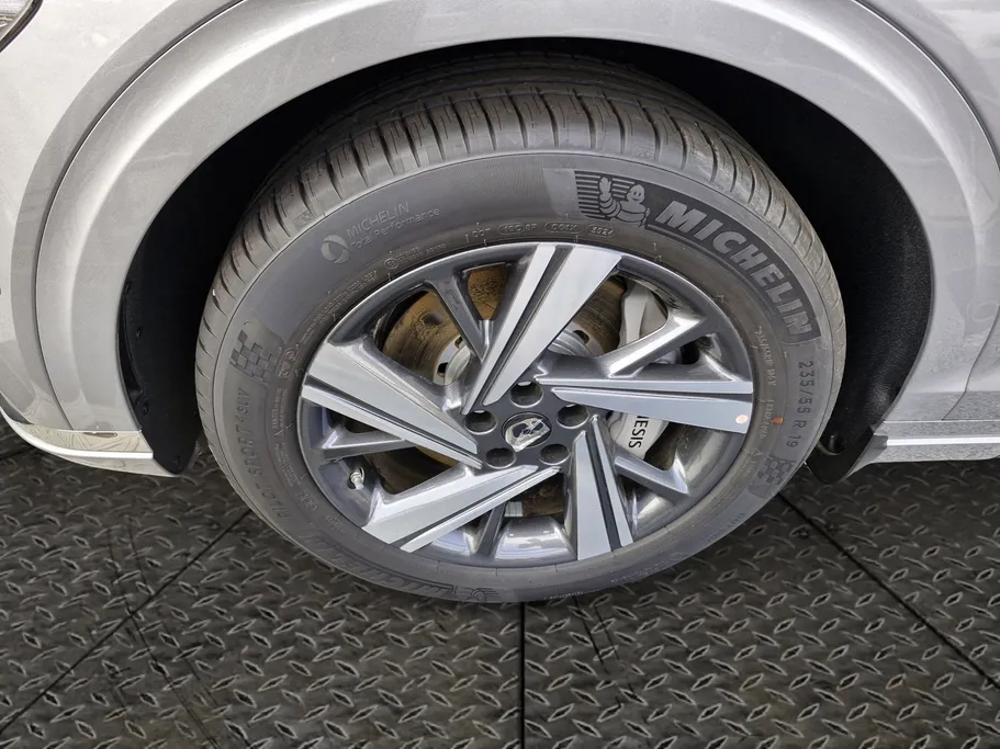 جينيسيس GV70 بريستيج 2026 