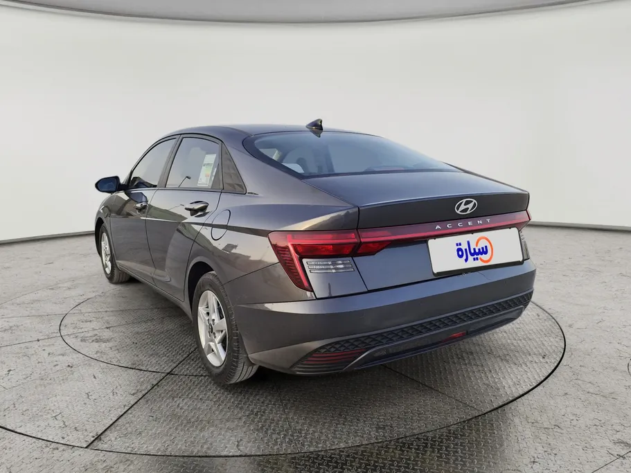 2024 Hyundai Accent Fleet 