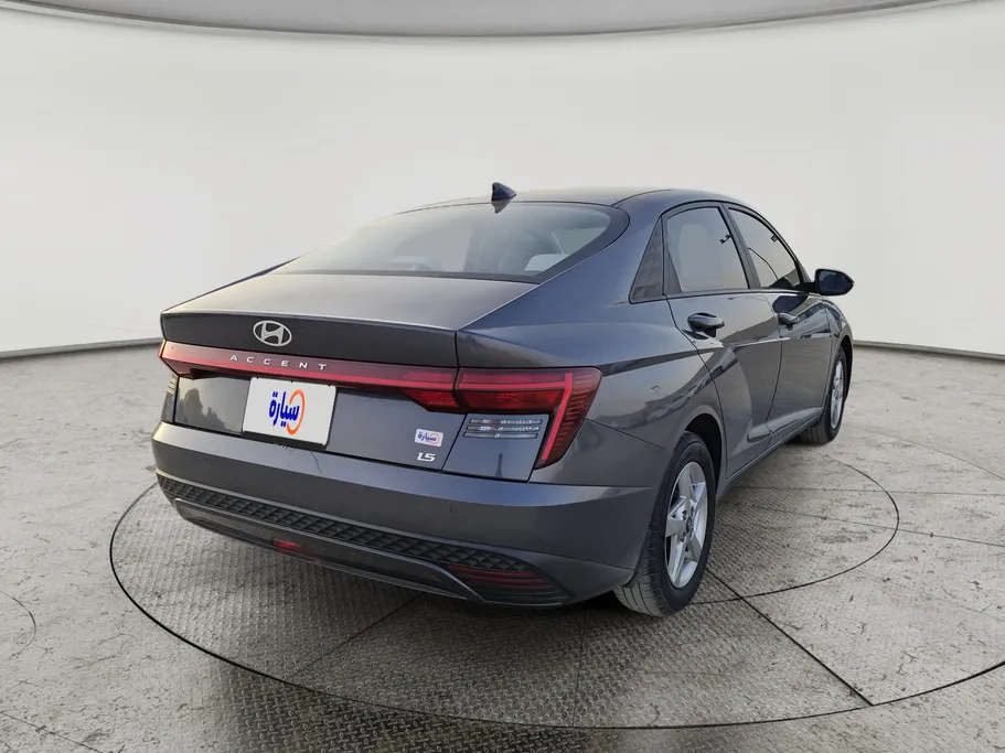 2024 Hyundai Accent Fleet 