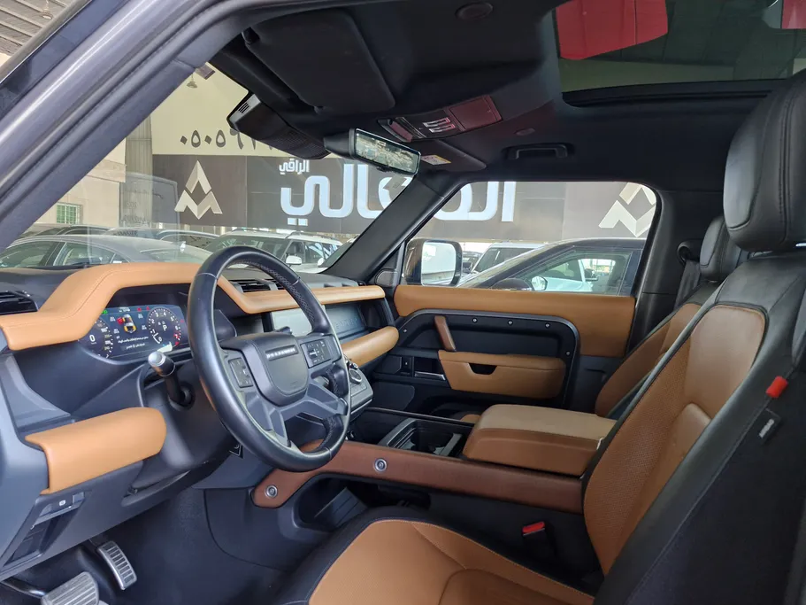 لاند روفر ديفندر 90X 2022 