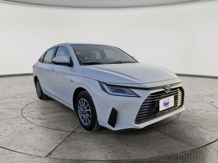 2024 Toyota Yaris  Y 
