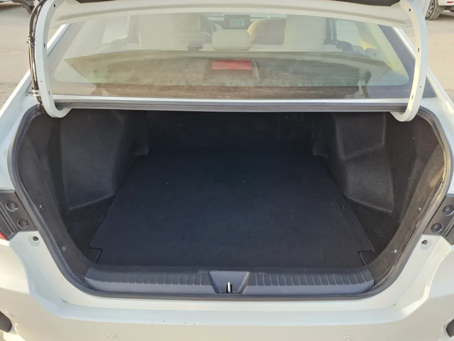 2024 Toyota Yaris  Y 