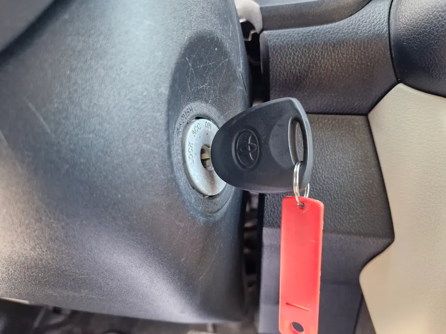 2024 Toyota Yaris  Y 