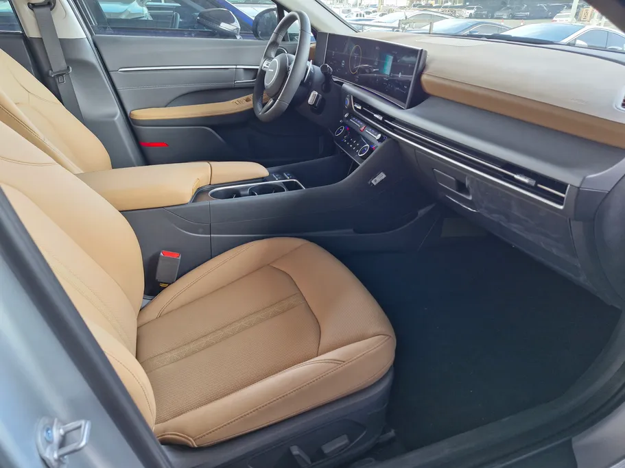 2025 Hyundai Sonata PREMIUM 