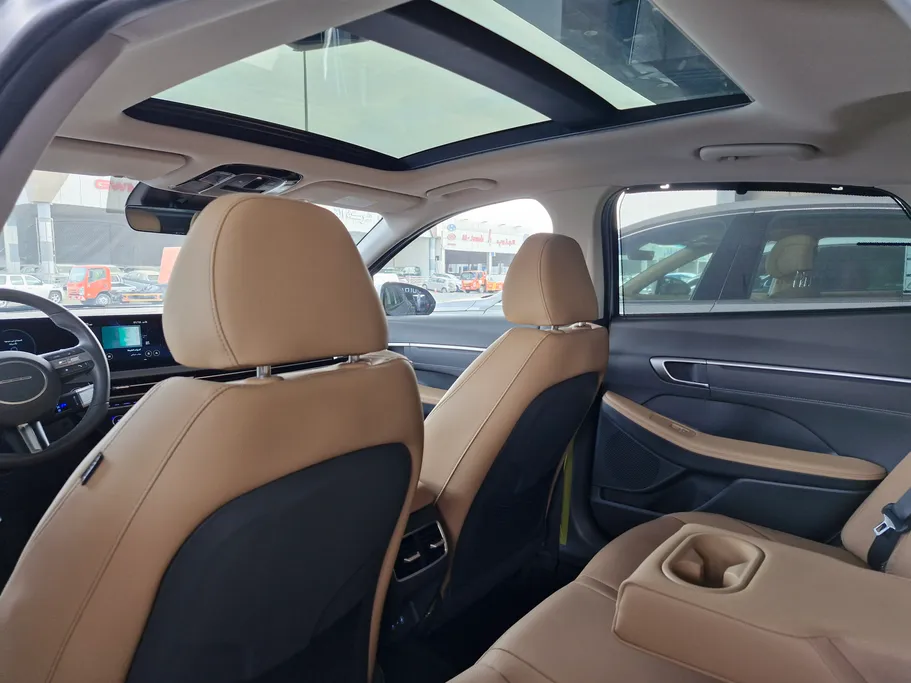 2025 Hyundai Sonata PREMIUM 