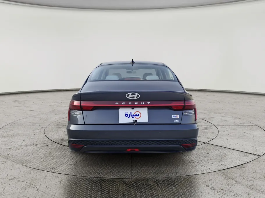 2024 هيونداي Accent فلييت 