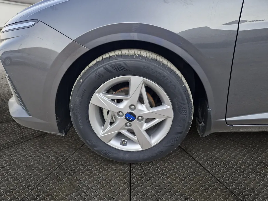 2024 هيونداي Accent فلييت 