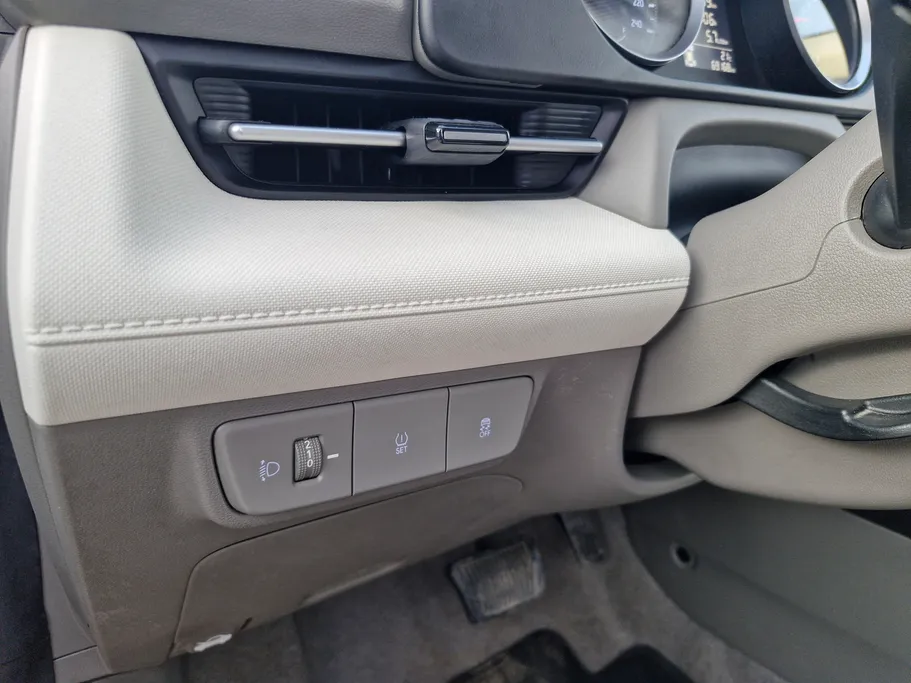 2024 هيونداي Accent فلييت 