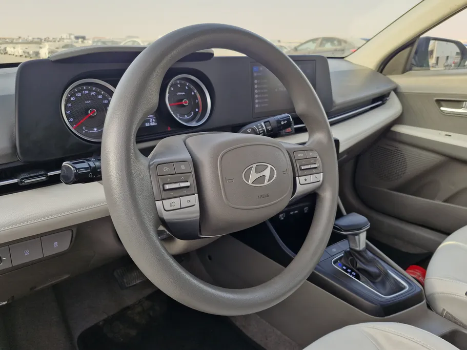 2024 هيونداي Accent فلييت 