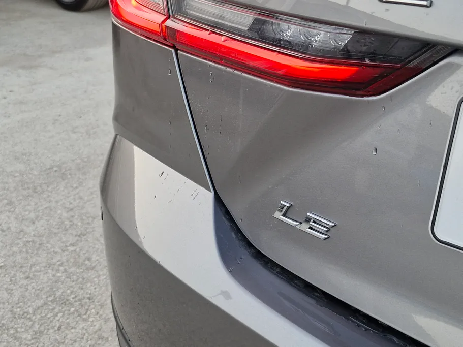 تويوتا كامري LE 2025 