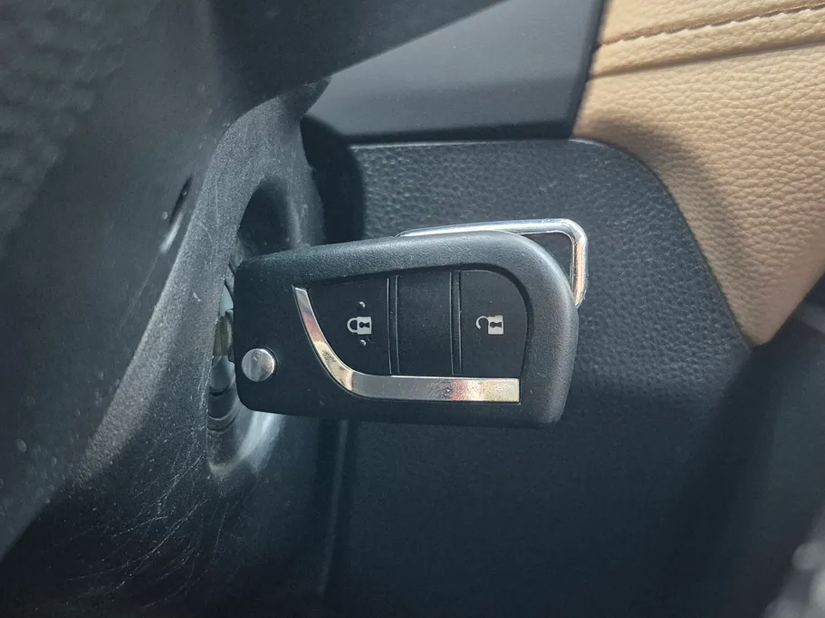 تويوتا راف فور LE 2019 