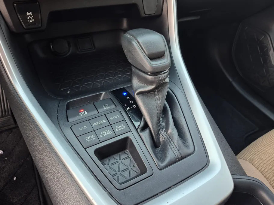 تويوتا راف فور LE 2019 