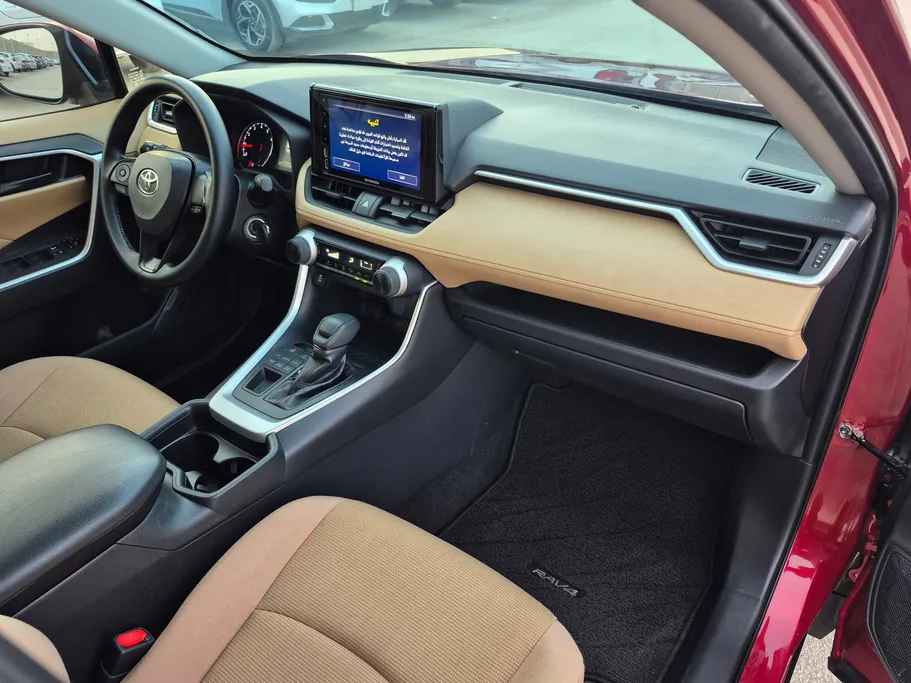 تويوتا راف فور LE 2019 