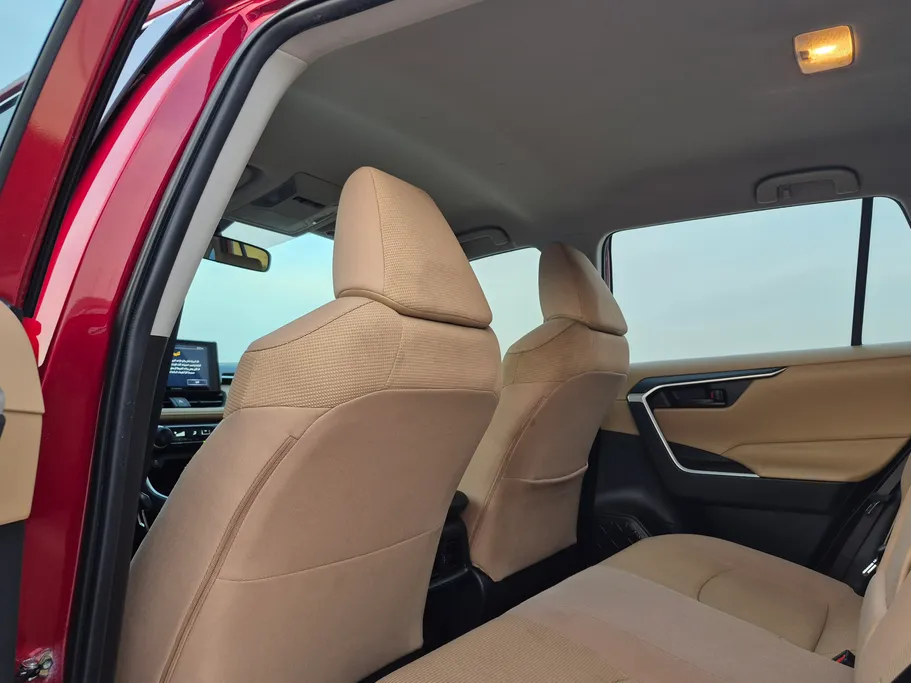 تويوتا راف فور LE 2019 