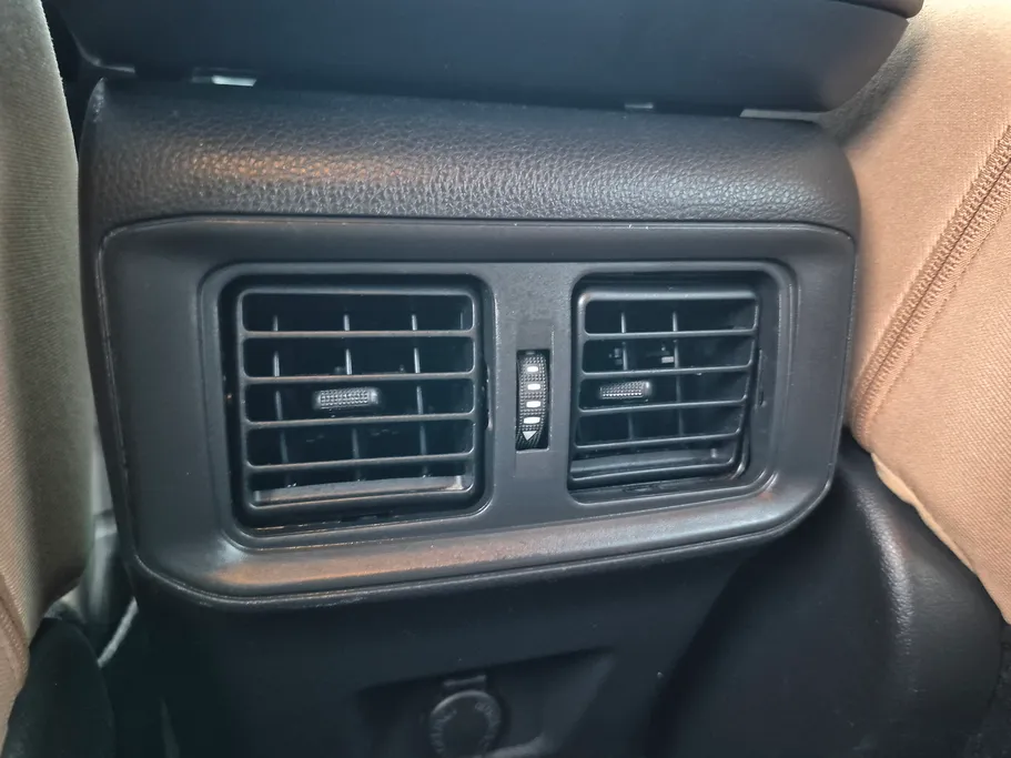 تويوتا راف فور LE 2019 