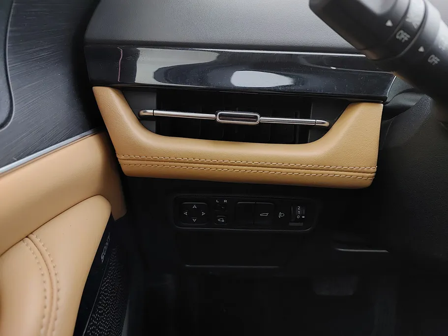 شانجان يوني كي Elite 2024 