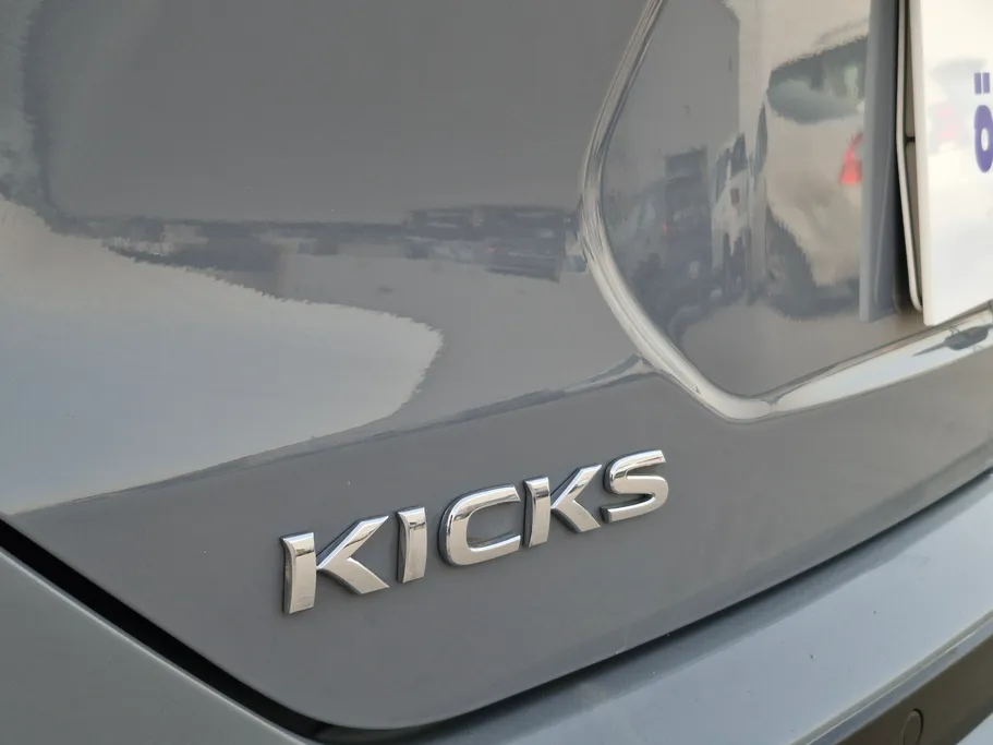 2024 Nissan Kicks S 