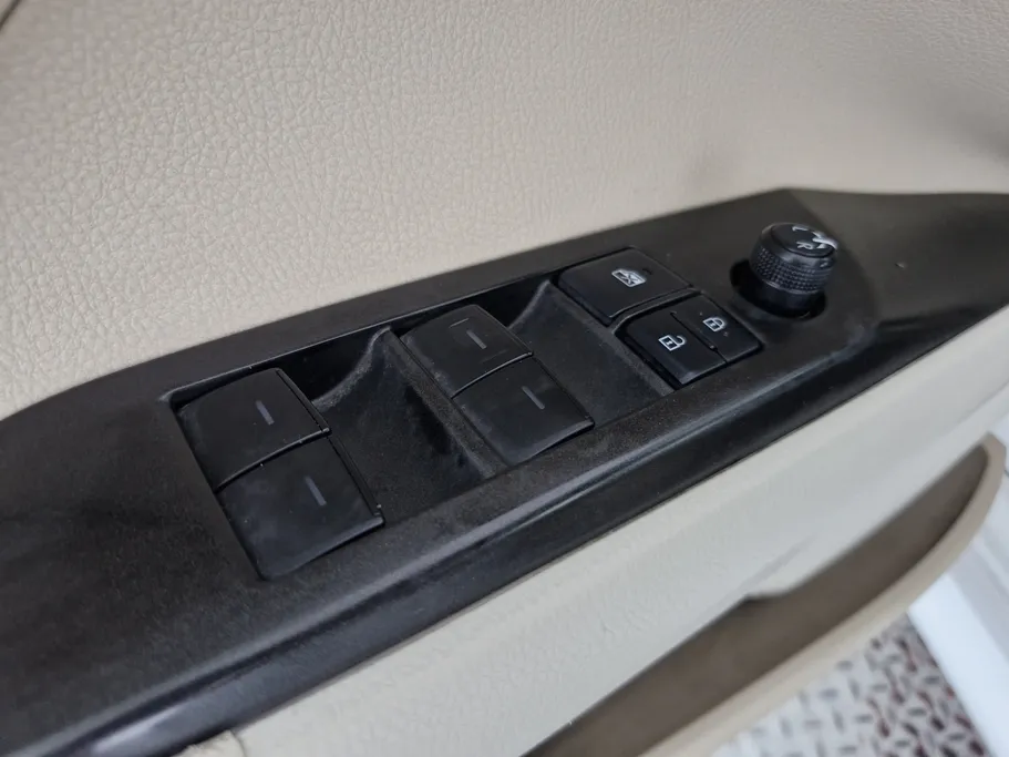 2021 Toyota Camry  LE 